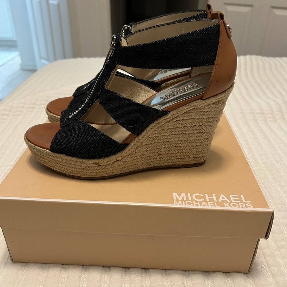 Michael Kors Tan and Navy Denim Wedge Sandals - Picture 2 of 6